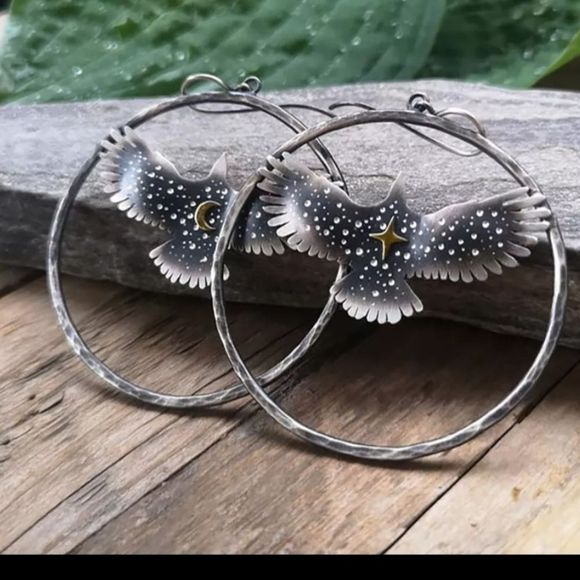 Bronze eagle flying moon star hoop boho goth earrings new - Picture 2 of 5